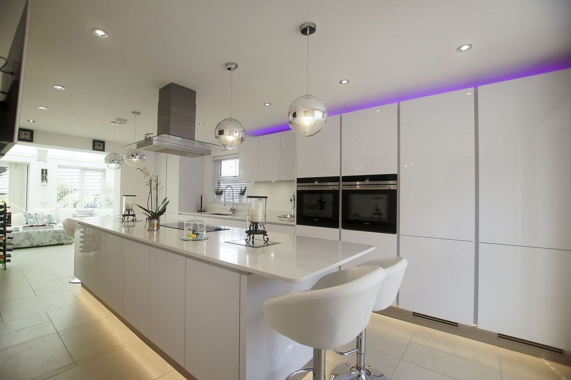 Arredamento di cucina di colore lucido per il design di mobili completi