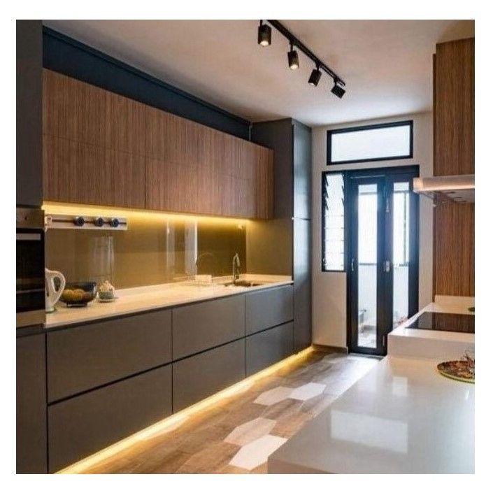 Armadietto da cucina per villa/appartamento con colore di rivestimento più elevato e legno massello resistente