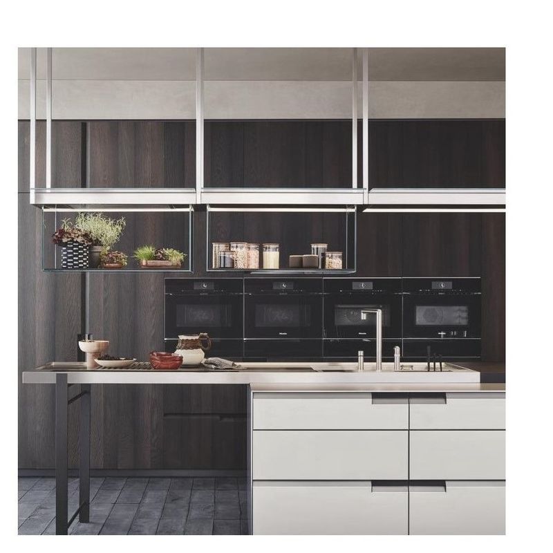 Armadietto da cucina per villa/appartamento con colore di rivestimento più elevato e legno massello resistente