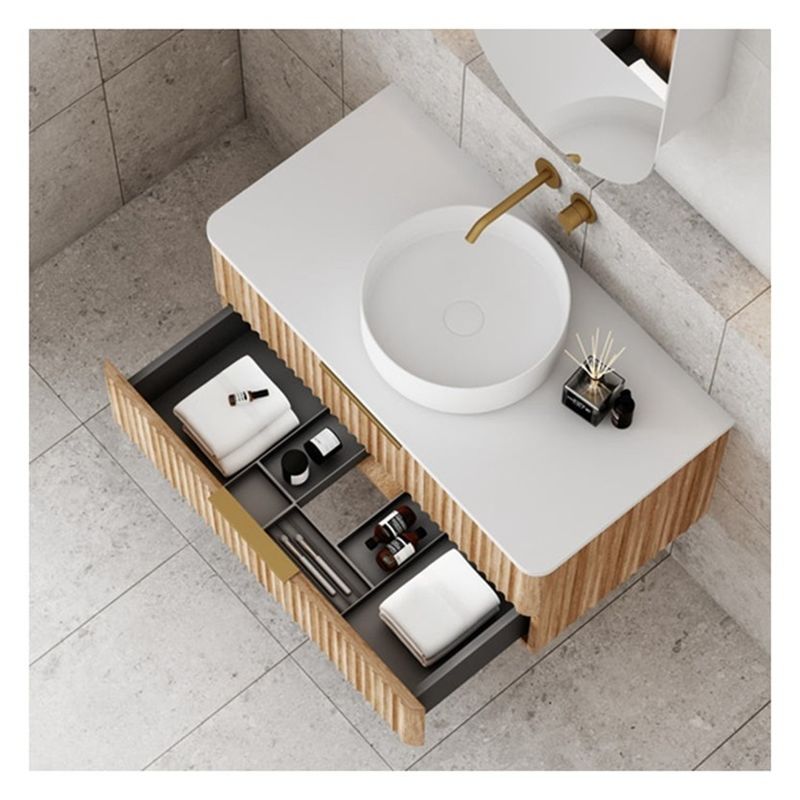 Vanità bagno appartamento con pannello di porta in legno massello e personalizzato legno leggero grano