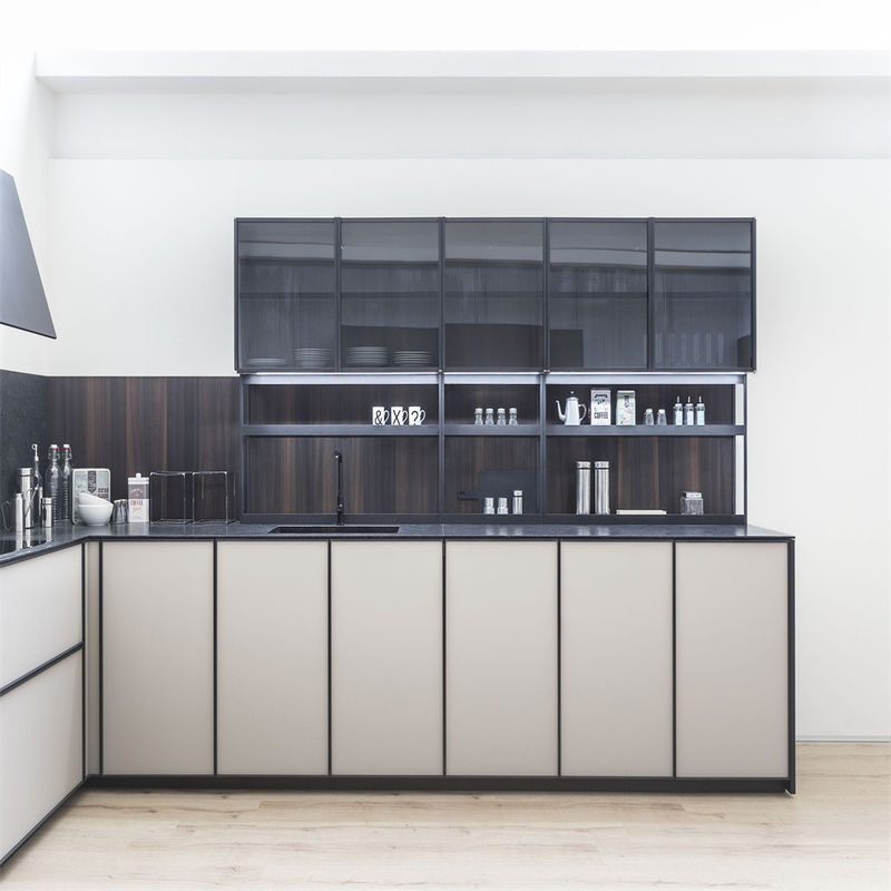 Armadio da cucina modulare YALIG in stile italiano con accessori Blum Hardware e Toe Kick