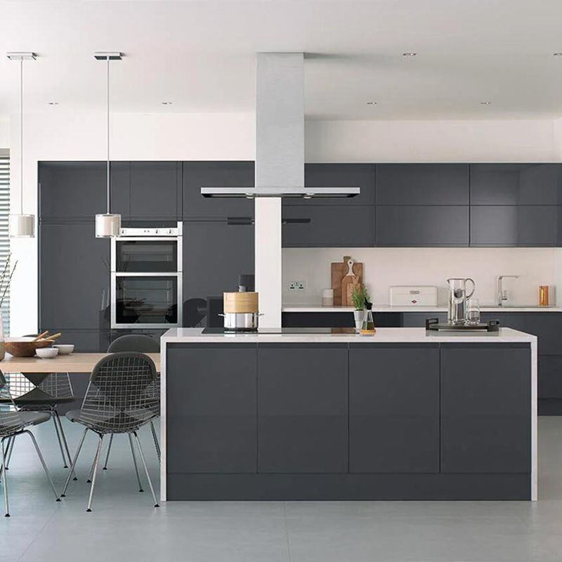 Armadietti per cucina in colore opaco e rivestimento personalizzato La perfetta combinazione di stile e funzionalità