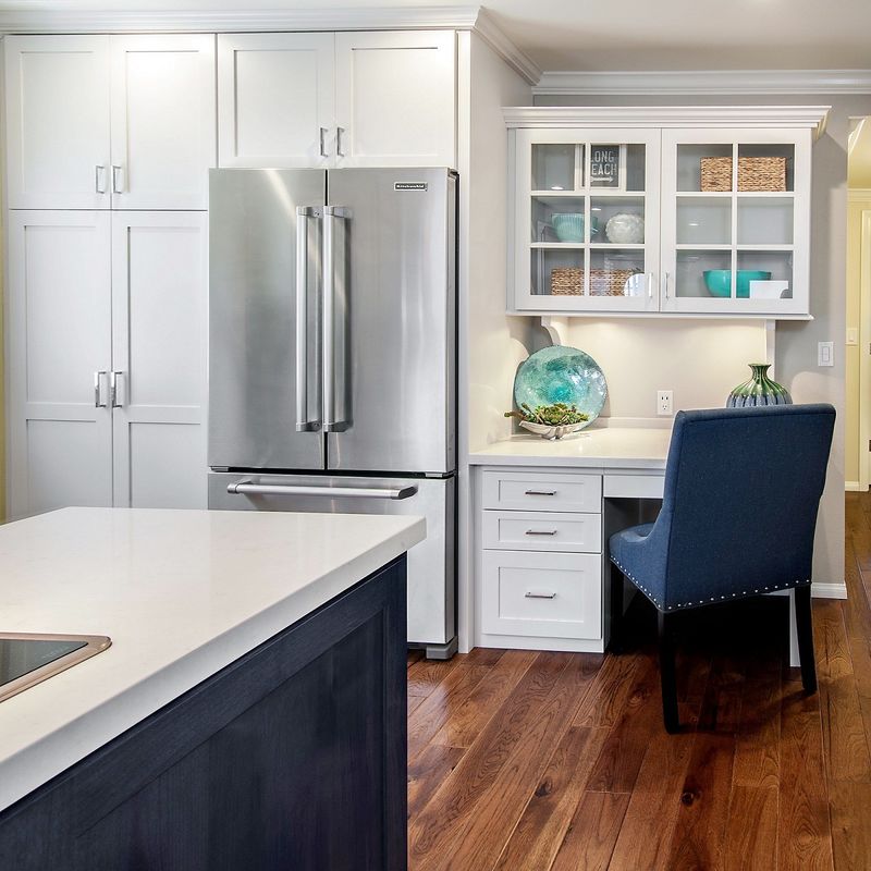 Arredamento da cucina in stile europeo, stile shaker, design moderno, con colore di rivestimento personalizzato