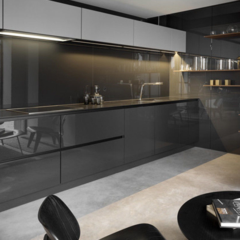 Customizzare armadietto di cucina Altamente ODM / OEM per il design moderno Armadietti di cucina in legno massello