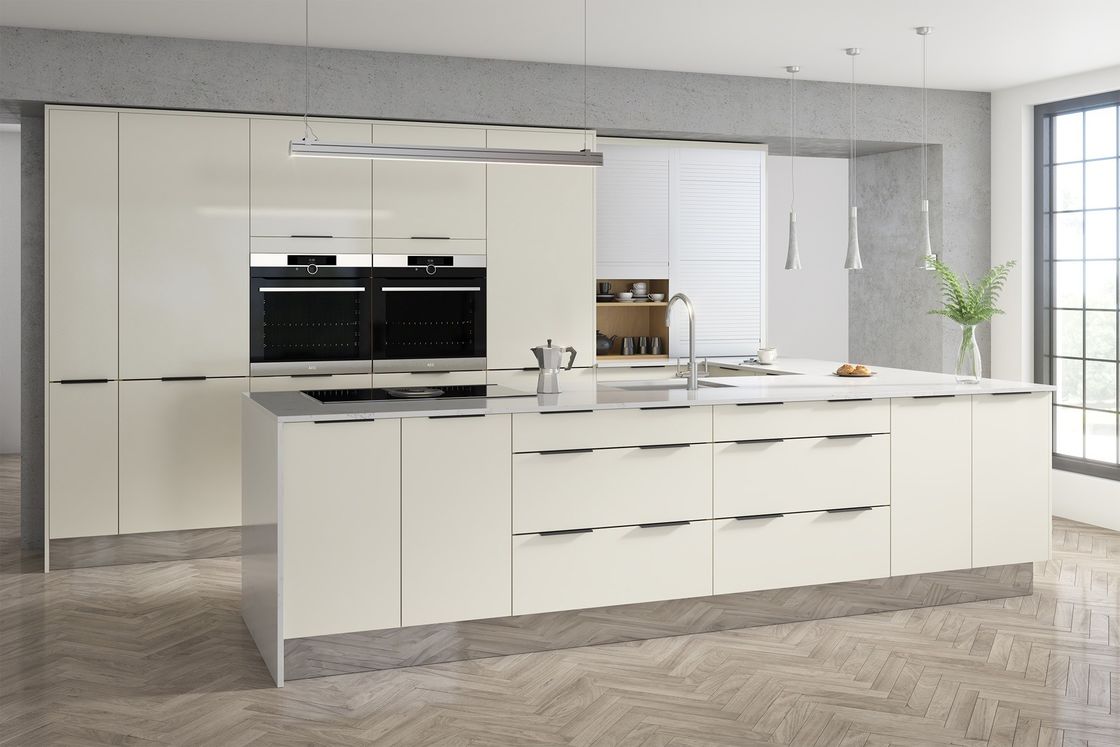 Set di armadietti di cucina moderni cinesi con lavorazione raffinata e bordo piatto