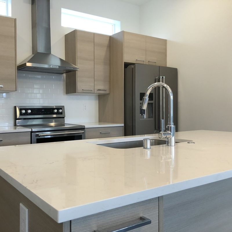 Armadietti da cucina personalizzati Armadietti da cucina moderni Disegno di lusso per accessori Blum cassetto