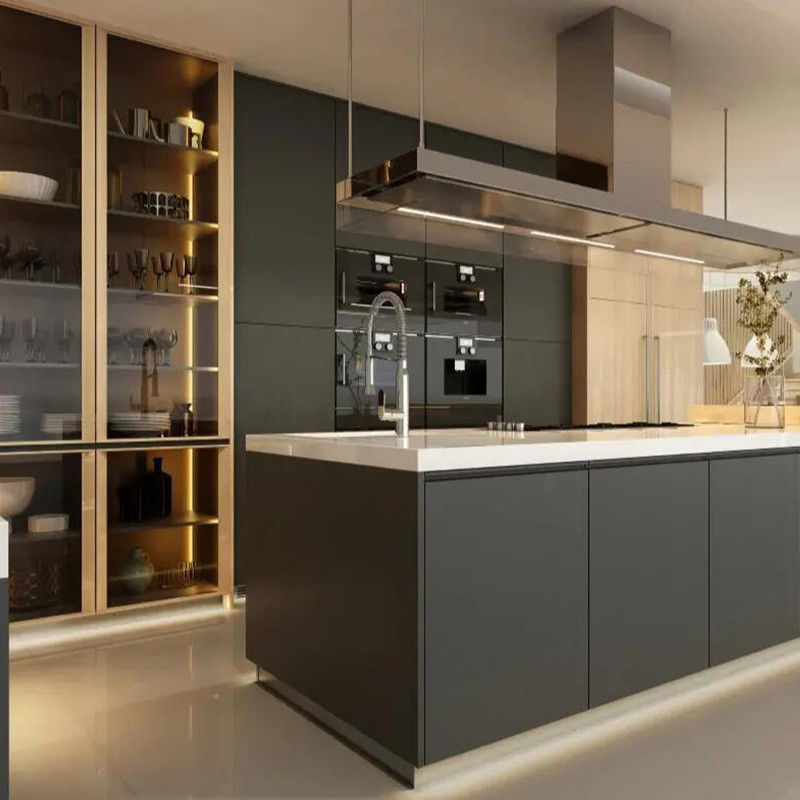 Armadietti per cucina modulari YALIG con apparecchiature e cassetti Blum