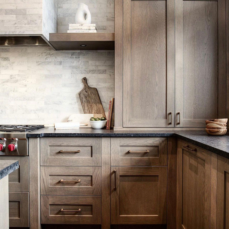 Armadi da cucina in legno massello con bordatura di bancone a bordo a guinzaglio e materiale per porte in MDF