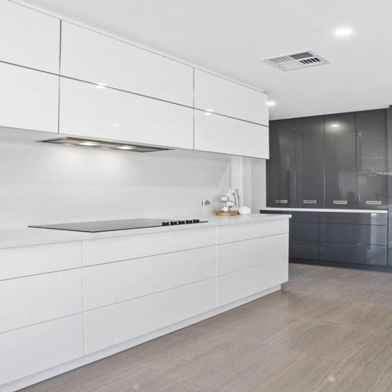Armadi di cucina in legno intelligente ad alto lucido per la trasformazione della cucina