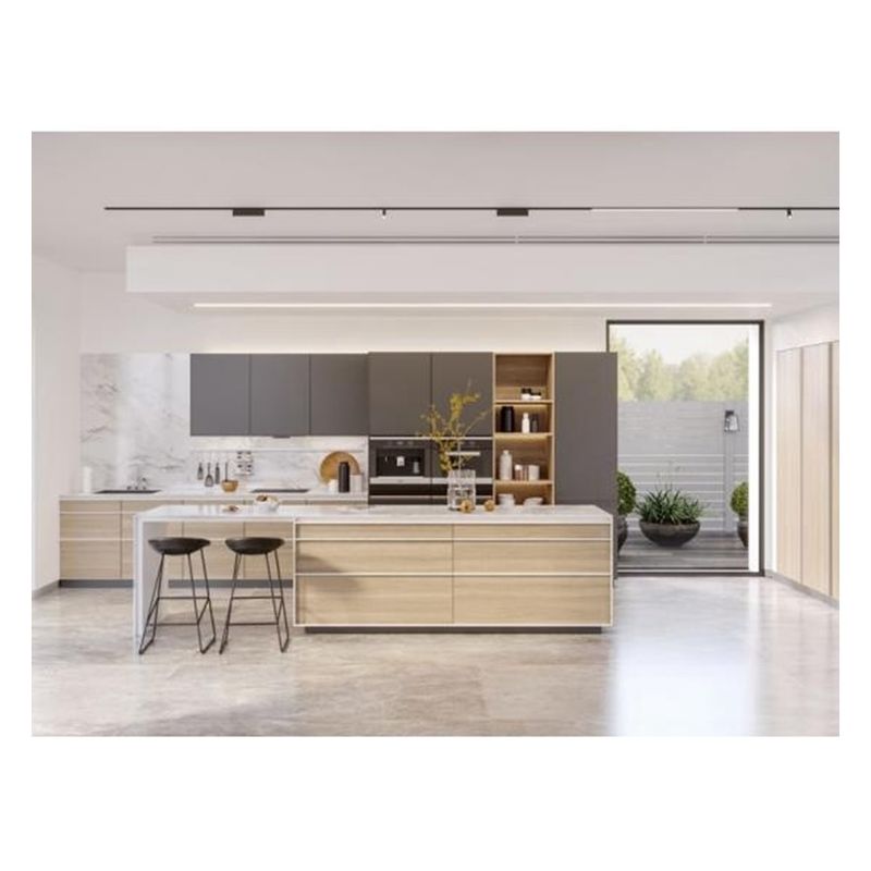 Armadio cucina con colore Ral personalizzato e progettazione CAD / 3D professionale