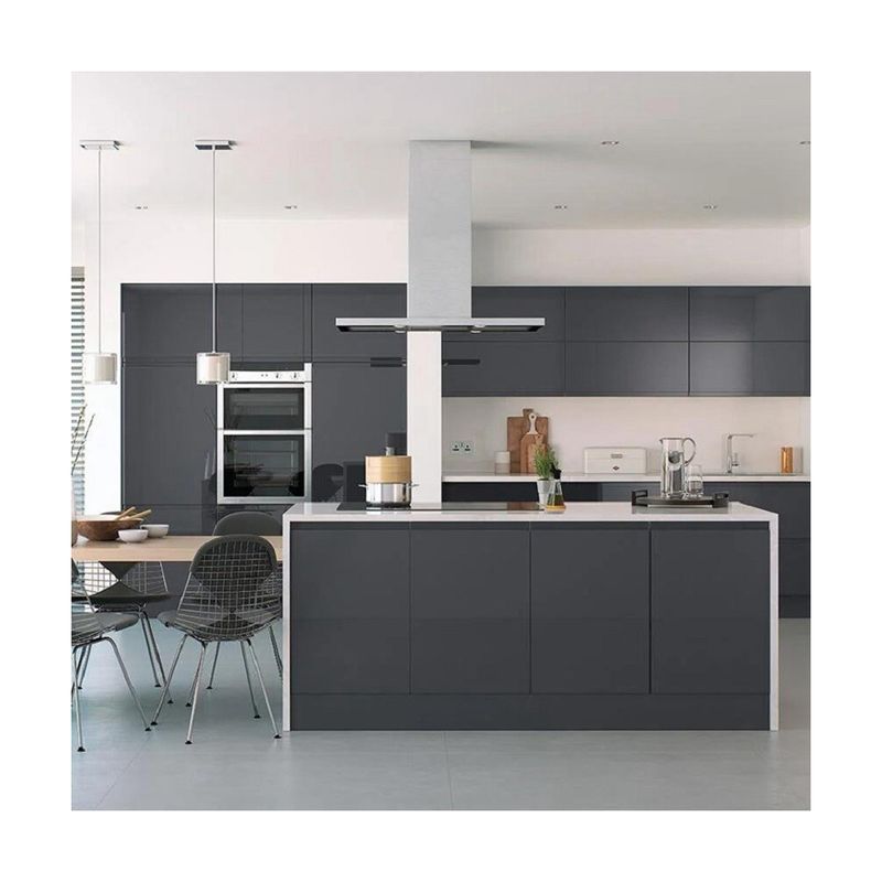 Finitura in legno con finitura in vernice superiore e finitura in lacca inferiore per appartamento di casa di lusso