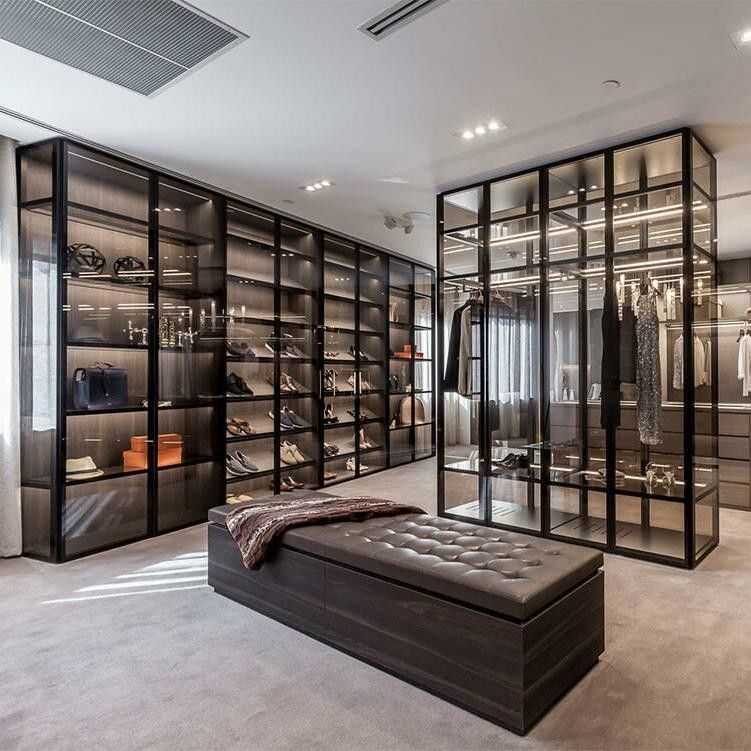 Armadio di design in laminato europeo, sicuro e personalizzabile per il deposito in villa