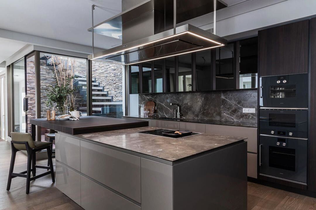 Arredamento di cucina moderno con finitura a finitura impermeabile e ignifuga