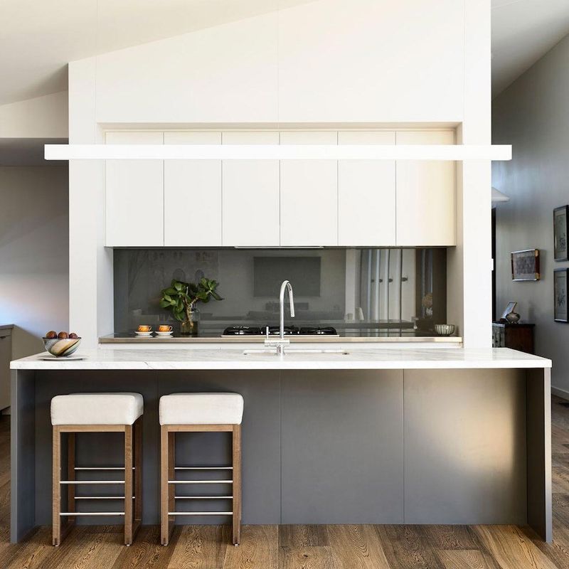 Melamine Corner Board Rotating Pull Out Small Black Basket Cabinet per cucine modulari