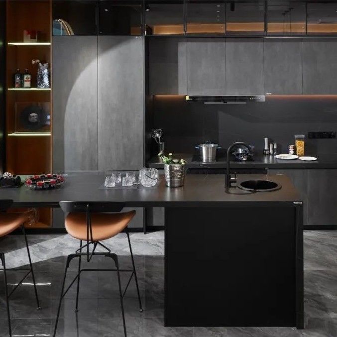 Set di armadietti da cucina in legno YALIG con resistenza all'acqua, resistenza al fuoco e hardware Blum