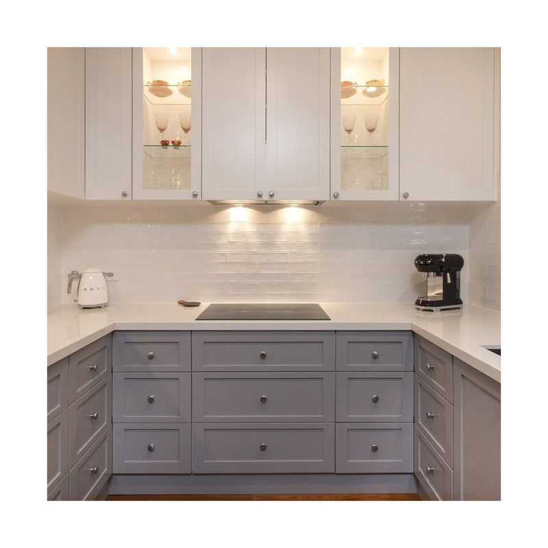Arredamento di cucina moderno e facile da pulire in legno compensato e materiale per porte in MDF