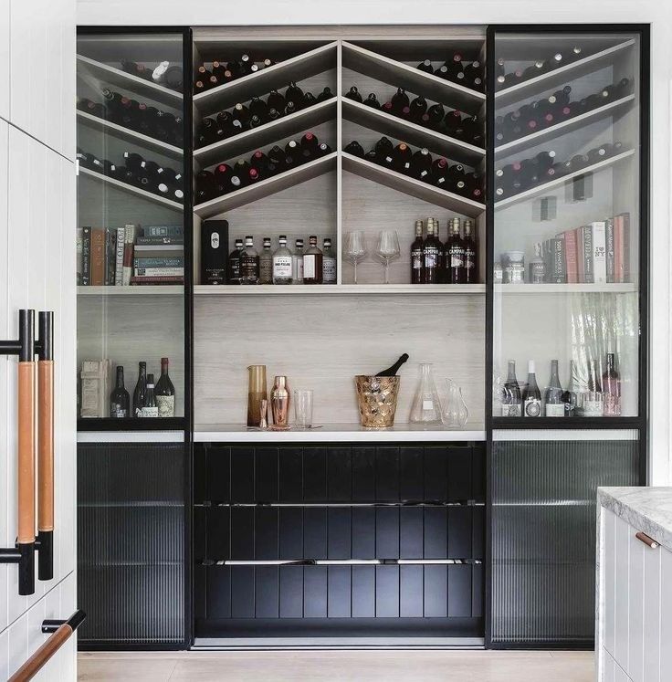 Arredamento per la casa di lusso moderno Bar in stile euro Bar Wine Rack con disegno di pannello in stile legno