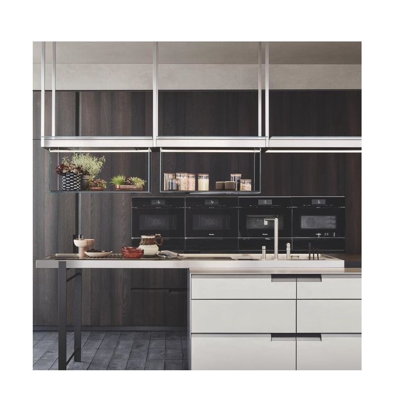 Armadio da cucina in legno massello ad alto lucido con materiale per porte HDF e carcassa in cartone di melamina