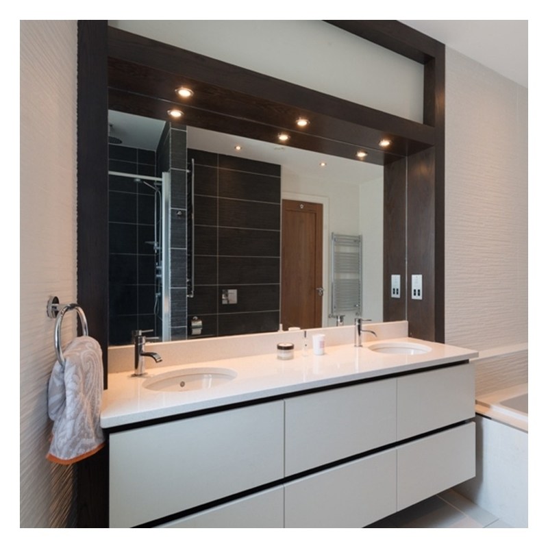 Armadio per il bagno acrilico ad alto lucido a colori personalizzati con doppio lavandino e montaggio a parete