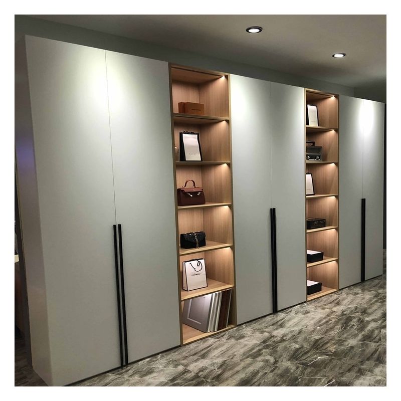 Soluzione di archiviazione in legno minimalista per mobili da letto