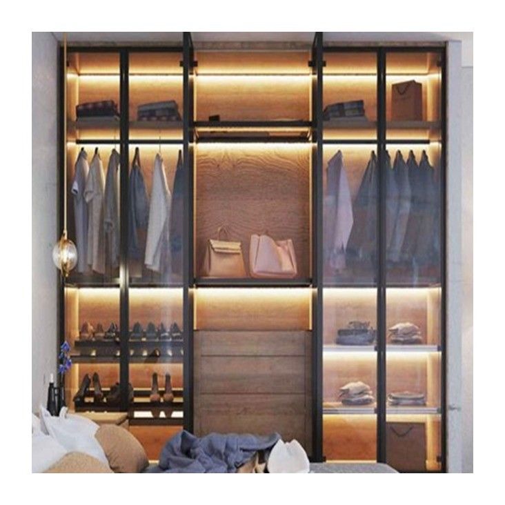 Armadio da letto in legno massello con pannelli di vetro personalizzati e porte scorrevoli in metallo