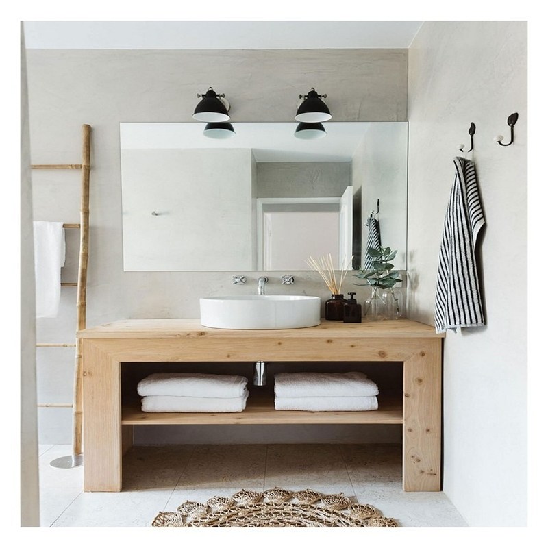 Armadio da bagno in legno massello con specchio d'argento e vanità in stile vintage