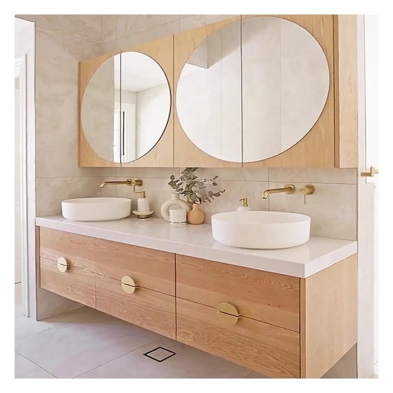 Fin Hotel Cherry Wood Bagno Armadio con Rock Slab Bar e doppie porte