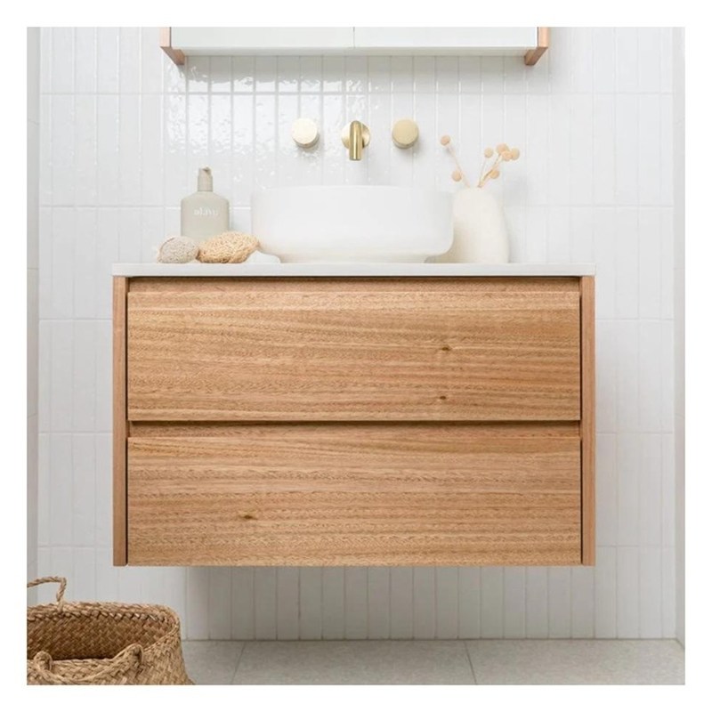Fin Hotel Cherry Wood Bagno Armadio con Rock Slab Bar e doppie porte