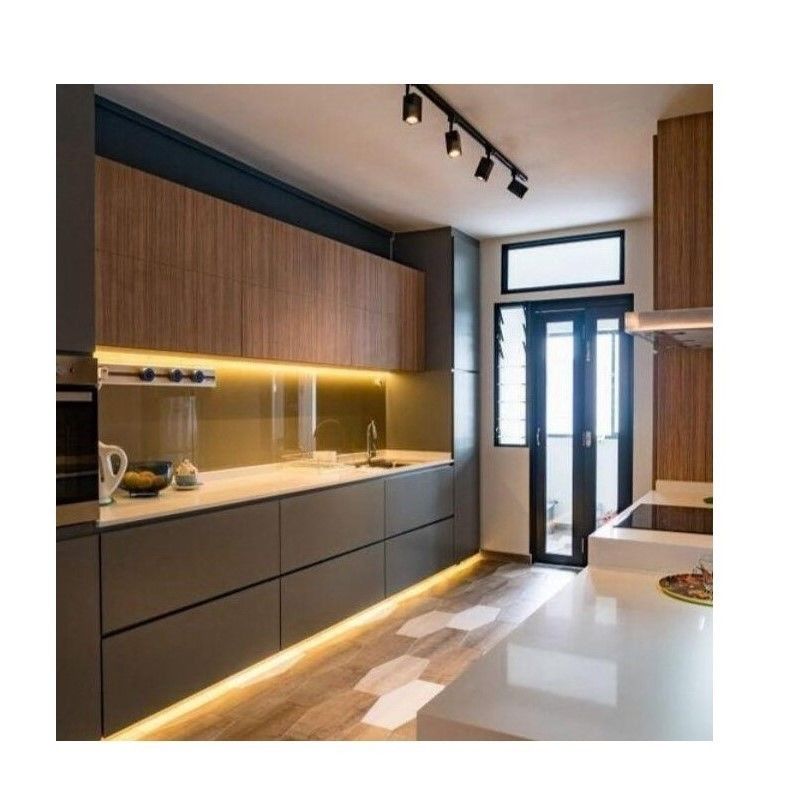Arredamento da cucina in cartone di melamina di design moderno con combinazione di colori di rivestimento personalizzato