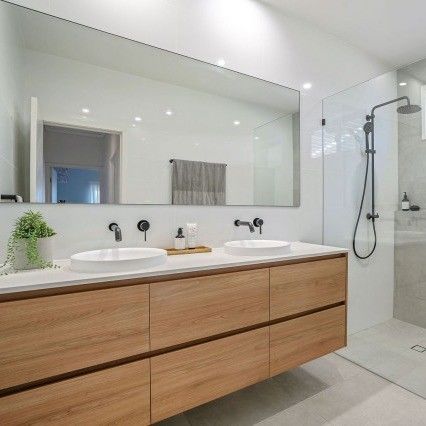 Bagno contemporaneo montato a parete Vanity Set Con Smart Mirror Armadio Larghezza 38-46