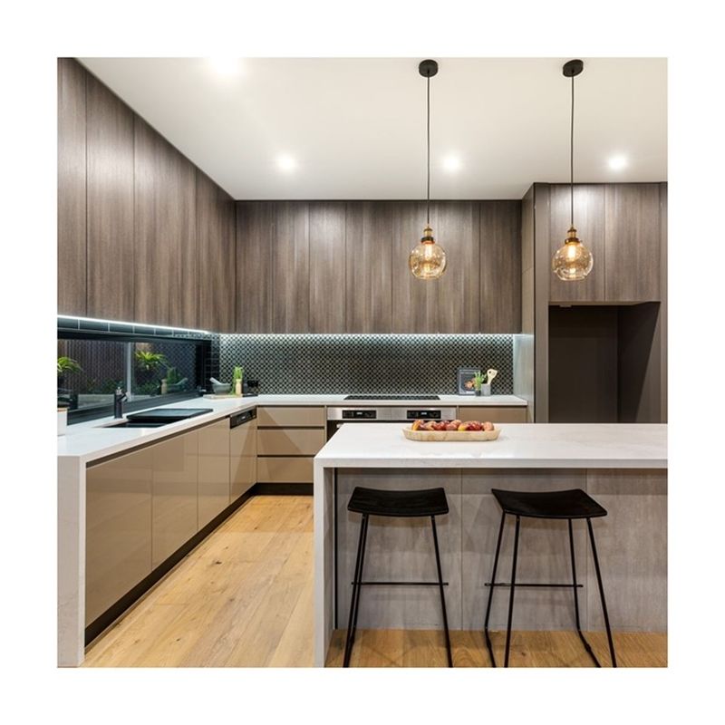 Blum Hardware YALIG Dimensioni personalizzate Modulare Fibra di vetro L Forma Ss Armadio da cucina