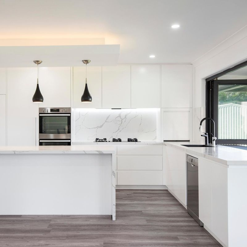 Blum Hardware YALIG Dimensioni personalizzate Modulare Fibra di vetro L Forma Ss Armadio da cucina