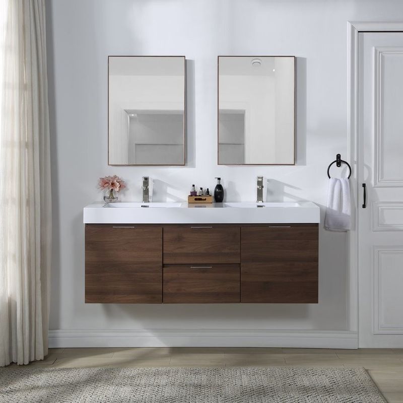Vanità del bagno dell' hotel di lusso rettangolare con lavandino e cassetti di stoccaggio in design moderno