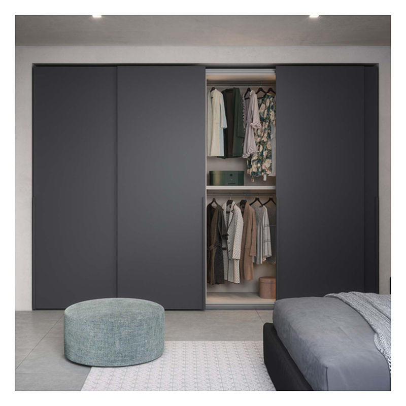 Finitura nera lacca Finitura personalizzata Armadi di design minimalista moderno per camera da letto
