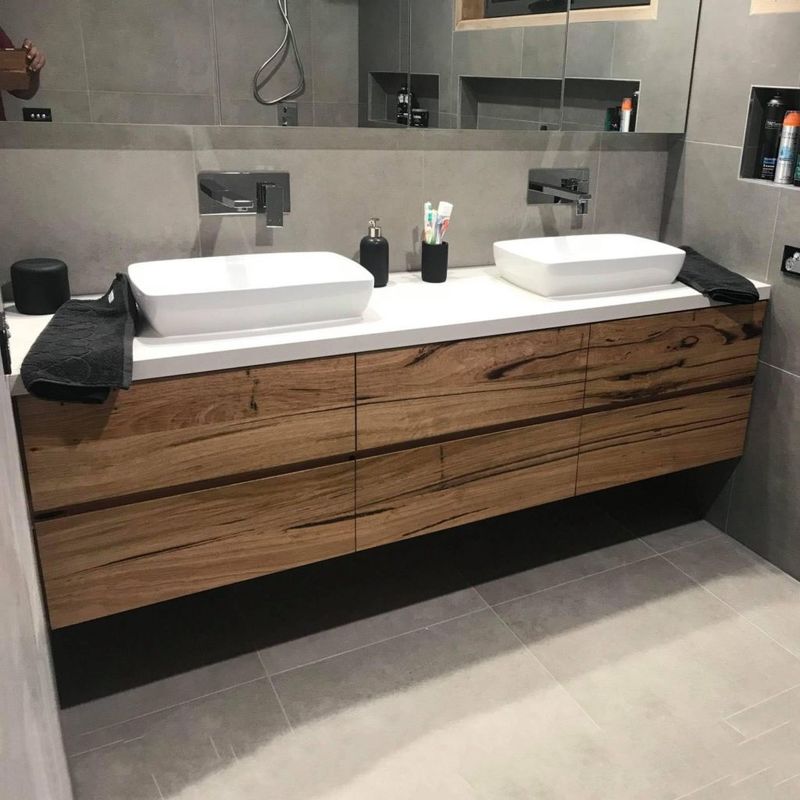 L' originale armadietto da bagno in quercia importato da YALIG stile moderno e larghezza 38-46.