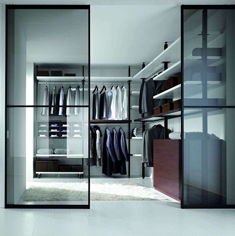 Armadio in legno moderno per camera da letto contemporanea YALIG Open Corner Walk-in Essential