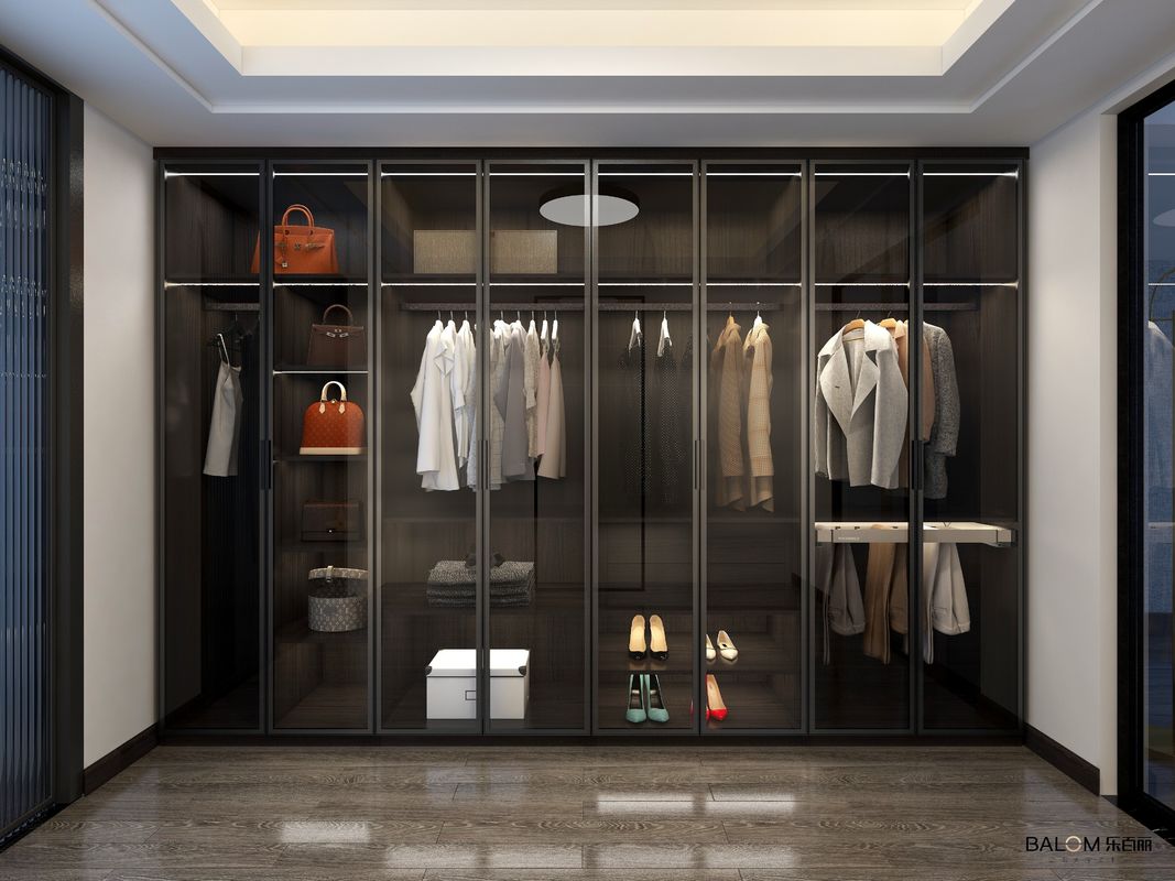 PANEL personalizzato in stile legno Camera da letto Organizzatore di stoccaggio Abbigliamento Camminare in armadio